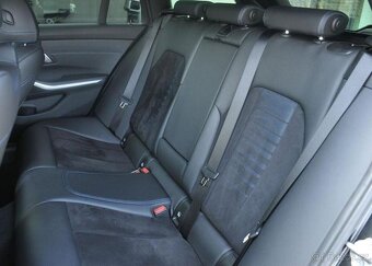 BMW Řada 3 320d xDrive 1M LED ACC ČR - 19
