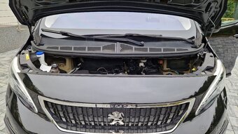 PEUGEOT TRAVELLER 2.0 HDI 130KW.AUTOMAT.NEZÁVISLÉ TOPENÍ. - 19