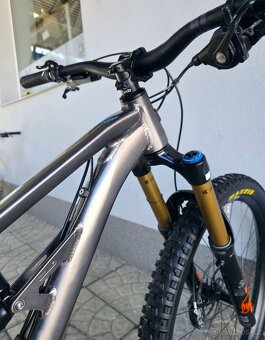 Horské kolo EXEPT BASE NATO 4 PRO 29" - 19