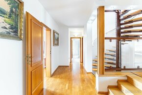 Prodej rodinné domy, 280 m2 - Praha 10 - Dolní Měcholupy - 19