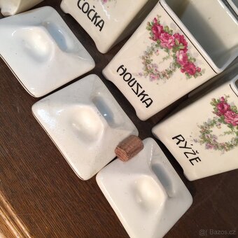 stoleté kořenky - dózy na potraviny - lahev na ocet - olej - 19