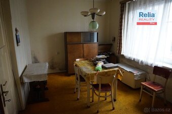 Prodej bytového domu s komerčními prostory a s garáží, Tepli - 19