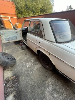 Prodám Mercedes Benz W115 - 19