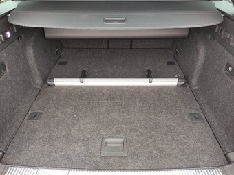 Škoda Superb III DSG 4x4 SPORTLINE VIRTUAL KAMERA TAŽNÉ - 19