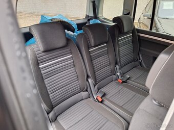Volkswagen Touran 1.2 TSi 77KW S.Kniha, 7Míst + Zimní kola - 19