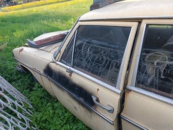 Mercedes W115 dily - 19
