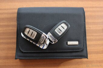 Audi A4, 2.0 TDI, Bi-XENON, LED, manuál - 19