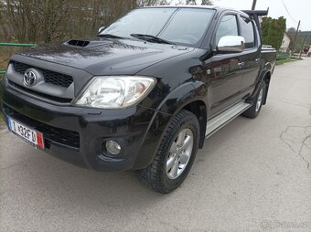 Toyota Hilux 3.0 - 19