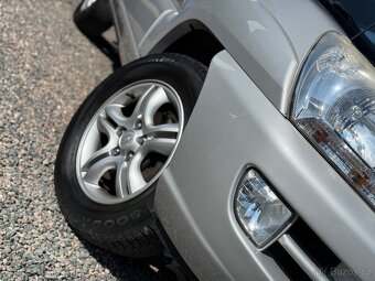 Kia Sportage 4x4 2.0i 16v Max výbava - 19