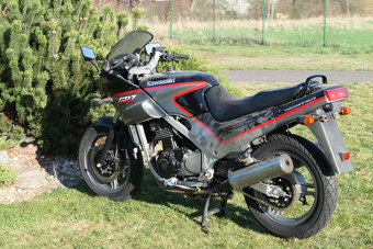 Kawasaki GPZ 500 S - 19