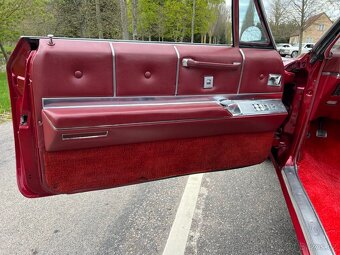 1967 Cadillac Deville Convertible - 19