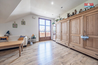 Prodej rodinného domu, 494 m², Chomutov, ul. Ve Stráni - 19