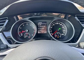 Volkswagen Touran 1.5 TSI DSG 7MÍST benzín automat 110 kw - 19