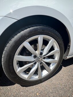 VW Golf VII variant 2.0 TDI BMT Highline - 19