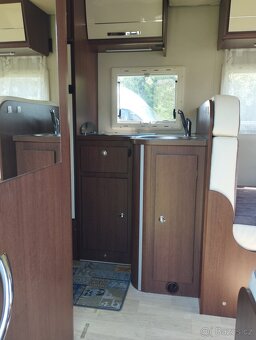 Obytný automobil Fiat Ducato polointegrovaný - 19