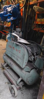 Garážová výprodej - 19