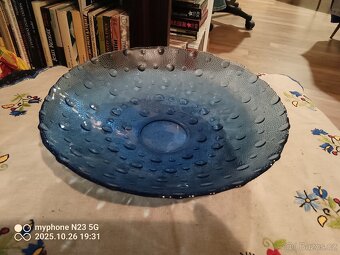 Staré barevné ambrove sklo hutní vázy mísy sklenice - 19