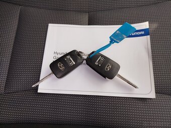 Hyundai i30 1,6 CRDi 81 kW, r.v. 12/2012, najeto 195.356km - 19