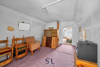 Nabízím k prodeji rodinný dům určený ke kompletní rekonstruk - 19