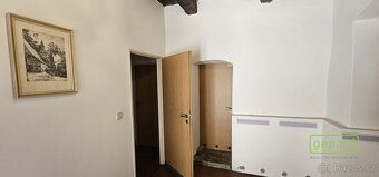 Komerční nemovitost s pozemkem  a bytem - Český Krumlov - Ch - 19