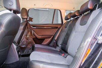 Škoda Octavia Combi 2.0 TDI Style DSG / SPLÁTKY/PROTIÚČET / - 19