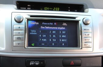 Toyota Hilux 3.0 D4D Double Cab Life Aut. 126kw - 19
