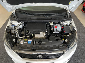 Peugeot 308 1.2i 130PS 1maj. nové rozvody - 19