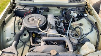 Mercedes w123  240d - 19