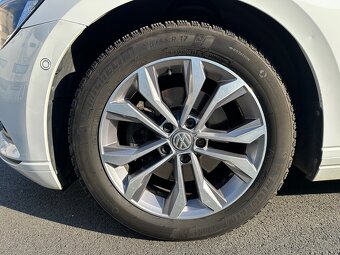 Volkswagen Passat B8 2018 2.0 TDI 140 kW DSG ComfortLine 4x4 - 19