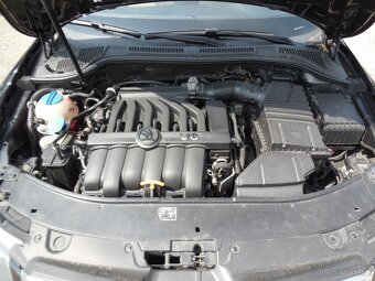 Prodám Škodu Superb 3.6 FSI 191kw 4x4 Webasto Top stav - 19