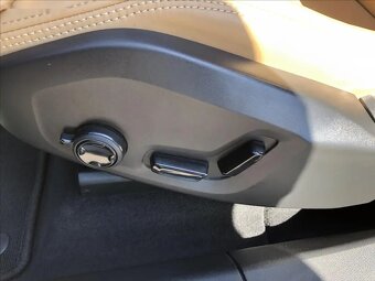 Volvo XC60, 2,0 AWD INSCRIPTION B4 - 19