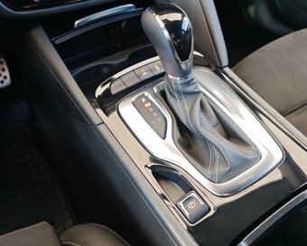 Opel Insignia ST 2.0 CDTi 128KW S Ultimate - 19