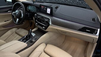 BMW 530i xDrive,G30,Luxury Line,ČR,DPH,Nový motor,servis BMW - 19