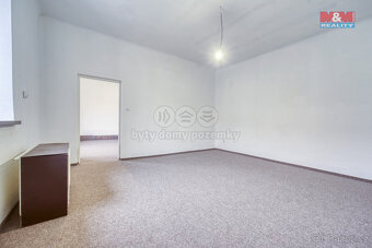 Prodej obchod a služby, 170 m² s podkrovním bytem - 19
