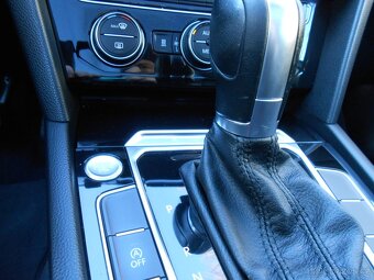 Prodám Volkswagen PASSAT Kombi 2.0 TDi 110kW DSG - 19