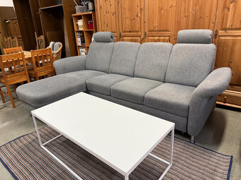 Rohová rozkládací šedá sedačka 260 x 160cm - 19