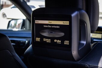 Mercedes E 63 AMG Performance, Krásny stav, Pano, Distronic - 19