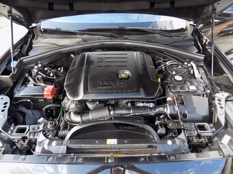 Jaguar F-Pace 20D 132 KW R-SPORT TOP - 19