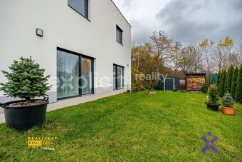 Prodej rodinné domy, 160 m2 - Zlín, ev.č. 02054 - 19
