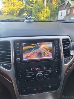 Jeep Grand Cherokee - 19