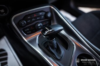 DODGE CHALLENGER SCATPACK SHAKER 6.4 - 19