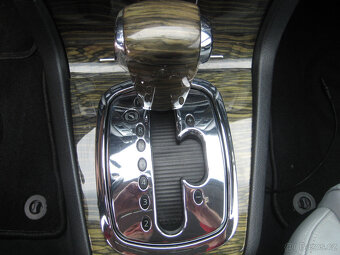 ŠKODA SUPERB 2.5 TDi 120 KW LAURIN/KLEMENT - 19