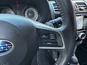Subaru Forester 2.0 D 4x4 Kůže Navi Xenony Panorama Tažné 2t - 19