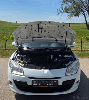 Renault Megane 1.6 16V 74KW/101PS R.V.11/2009 - 19
