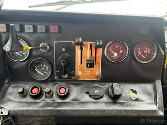 SKLÁPĚČ TATRA T 815 S3 26 208 6x6,rok 1986 - 19