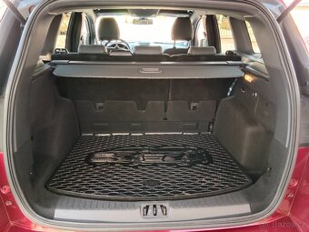 Ford KUGA 2,0Tdci 110Kw 4x4 ST-Line r.v.4/2017najeto114000Km - 19