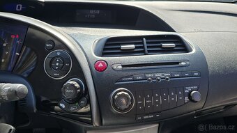 Honda Civic 8g 1.8 - 19