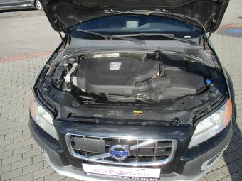 VOLVO XC70 2,4D5 151kw AWD SUMMUM GPS Radar 2011 - 19