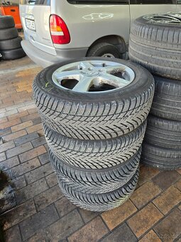 Volvo V70 2,0D4 120kW 5-tivalec 134000km - 19