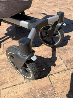 Kočárek Maxi-Cosi Nova 4 Nomad grey - 19